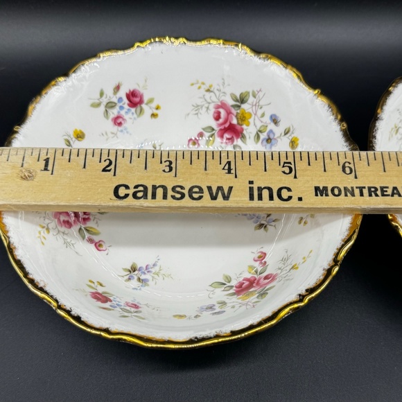 Royal Albert Tenderness 6" Cereal Soup Bowls(Pair) Bone China England - Picture 3 of 4